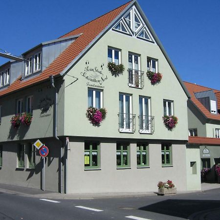 Weinstube Schwalbennest Hotel Karlstadt Bagian luar foto