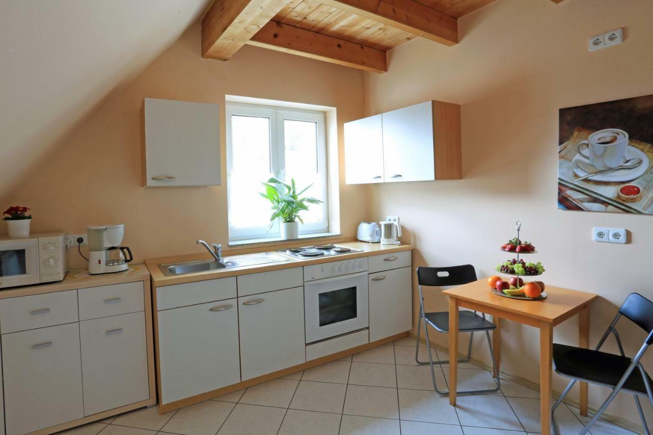 Weinstube Schwalbennest Hotel Karlstadt Bagian luar foto