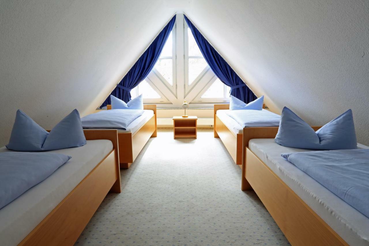 Weinstube Schwalbennest Hotel Karlstadt Bagian luar foto